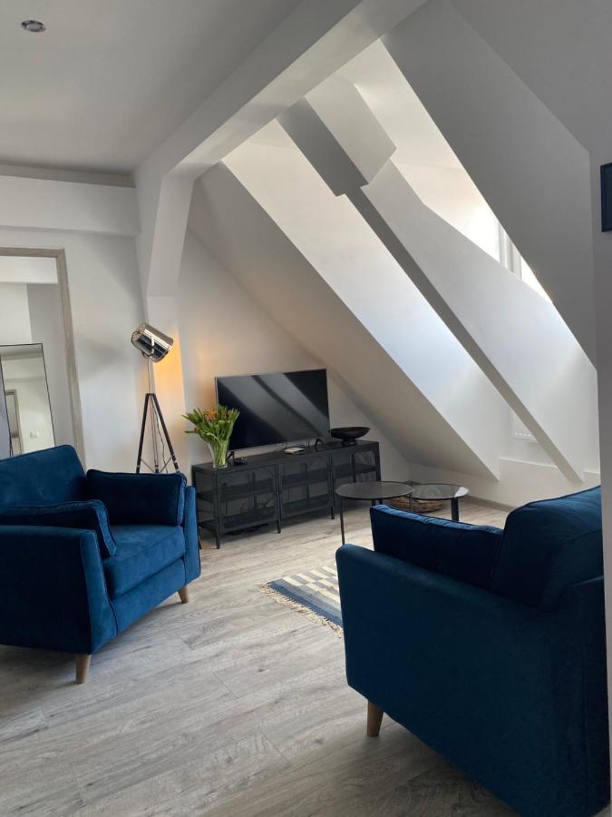 Apartament Hrabala Еленя-Гура Экстерьер фото
